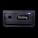 Strobo LED RGBW 1200W Retro in Prospettiva Frontale su Sfondo Nero