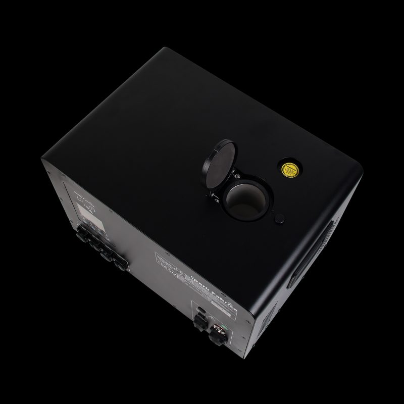 Macchina Scintille Spark Fabrica X10 IP65 su Sfondo Nero