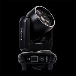 Testa Mobile Bee Eye 7x40W RGBW con Ring su Sfondo Nero